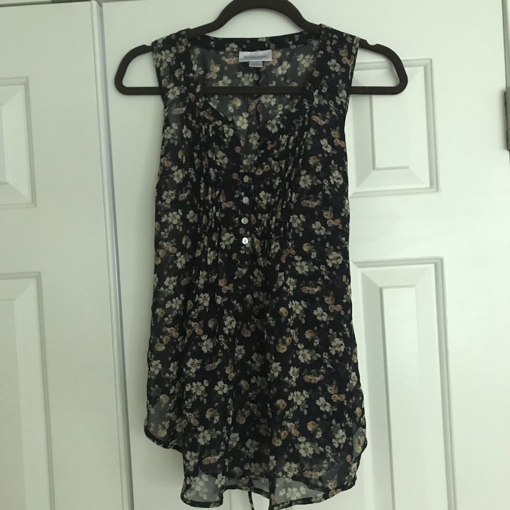 Motherhood Maternity (Size S) - Floral Top